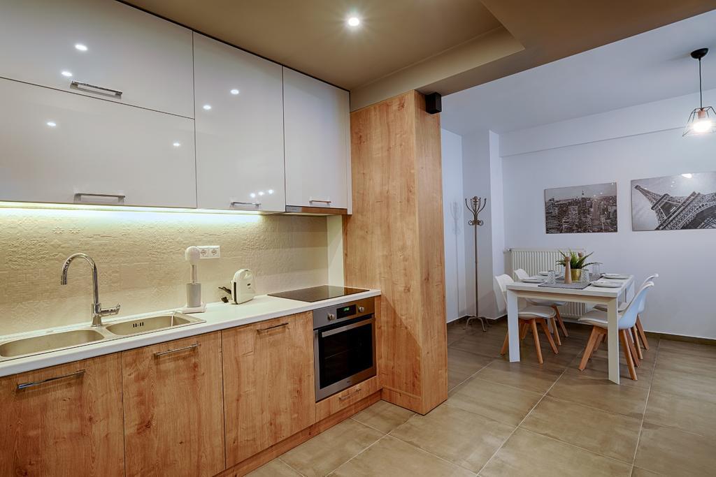Heliconia Deluxe Apt Must Apartment Thessaloniki Exterior photo